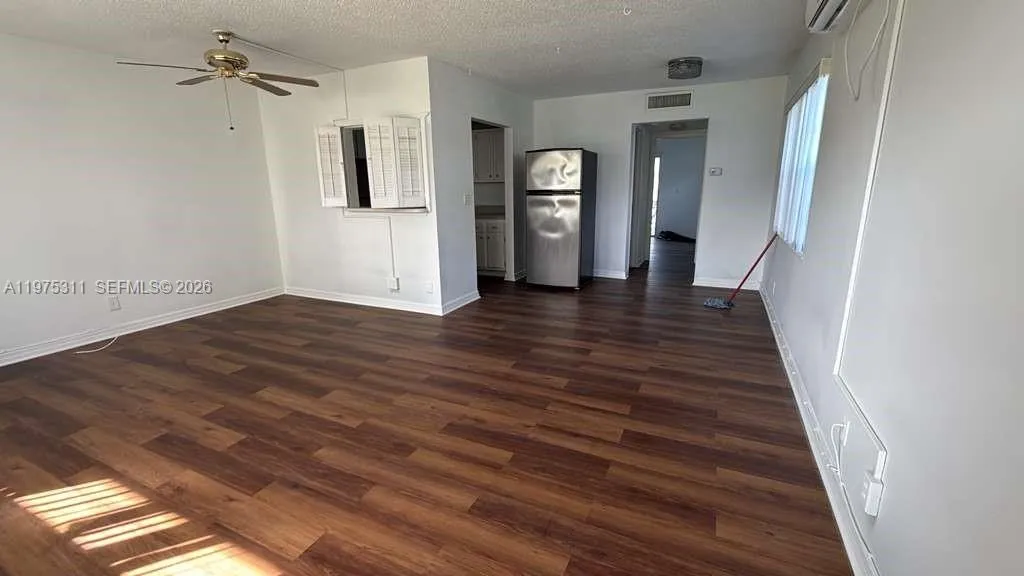 104 E Easthampton  E # 104, West Palm Beach FL 33417
