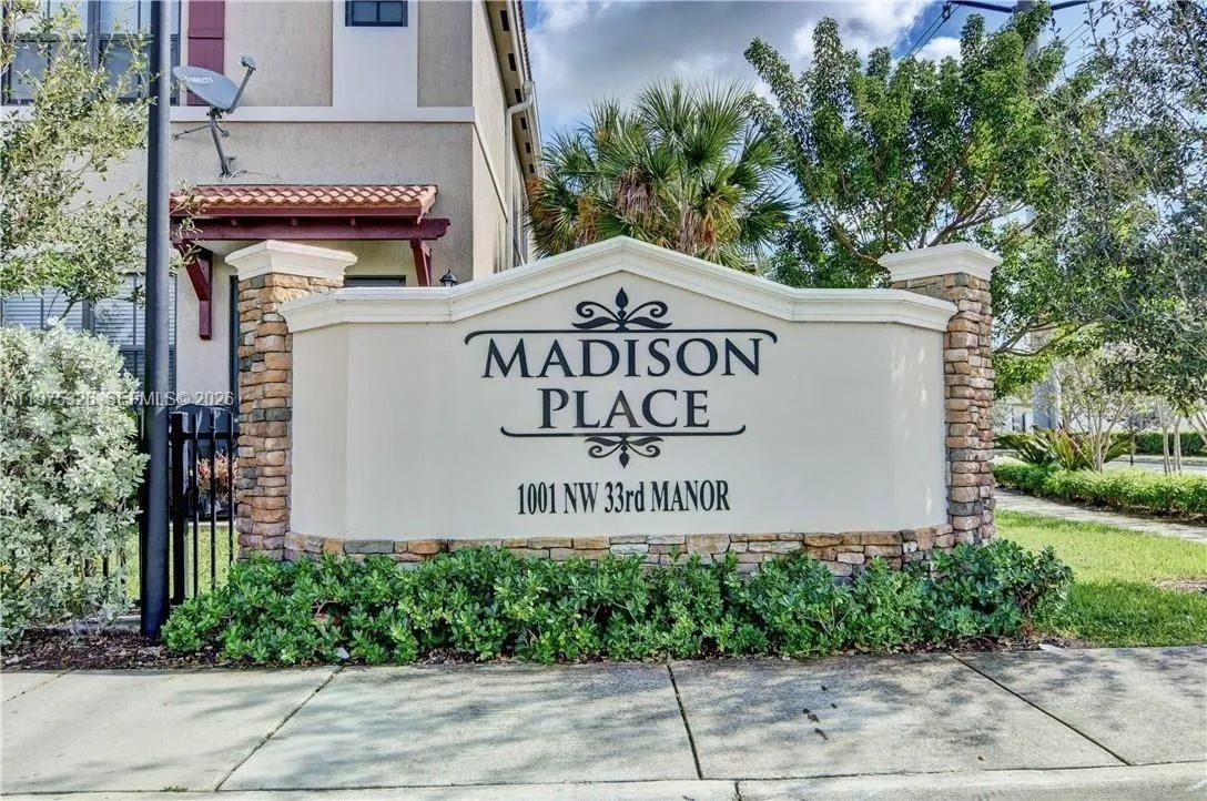 1071 NW 33rd Ct, Pompano Beach FL 33064