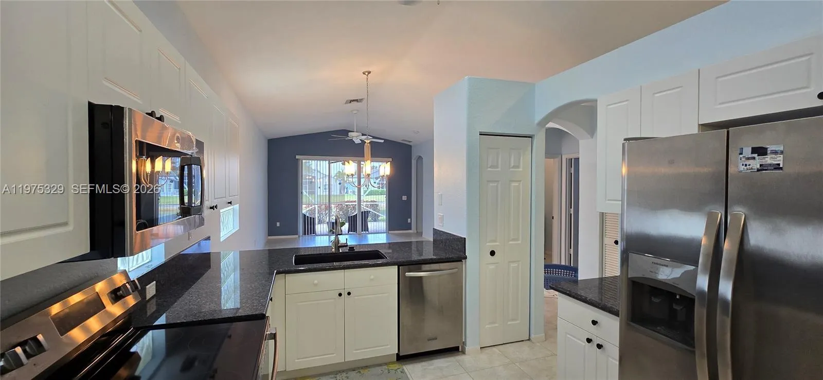 8214 Bellafiore Way, Boynton Beach FL 33472