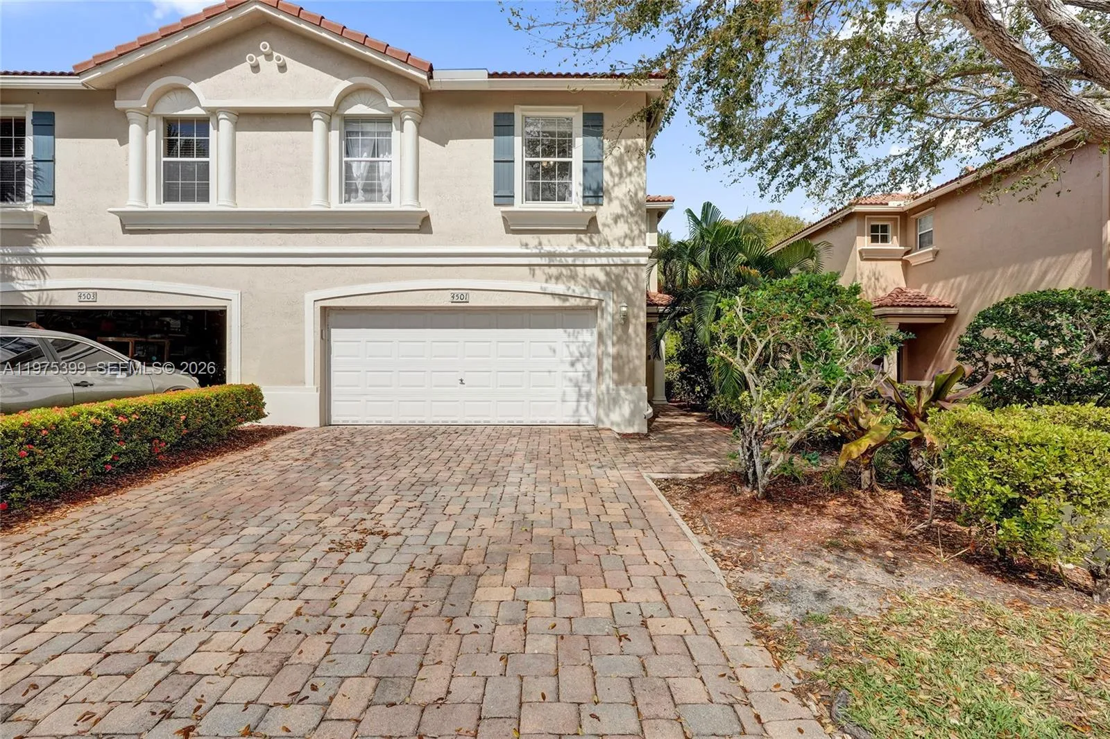 3 bedroom 2 bath for sale at 4501 Windmill Palm Way, Green Acres FL 33463