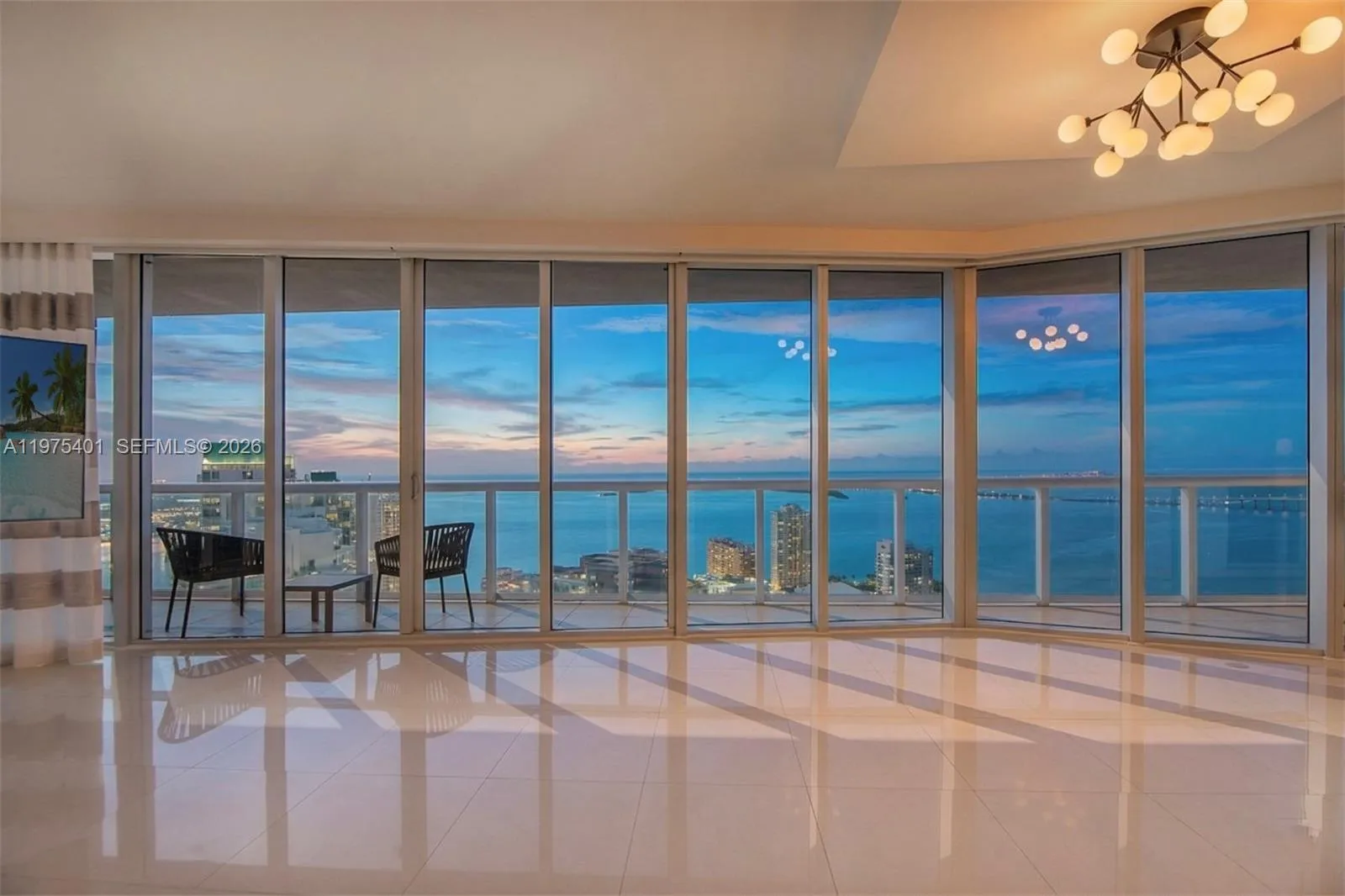 3 bedroom 2 bath for sale at 465 Brickell Ave # 4301, Miami FL 33131