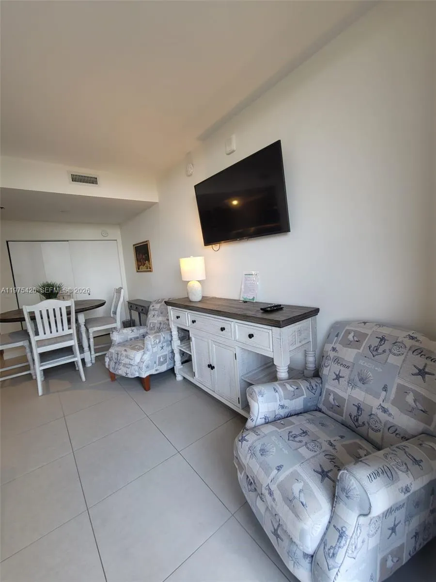 5350 NW 84th Ave # 1116, Doral FL 33166