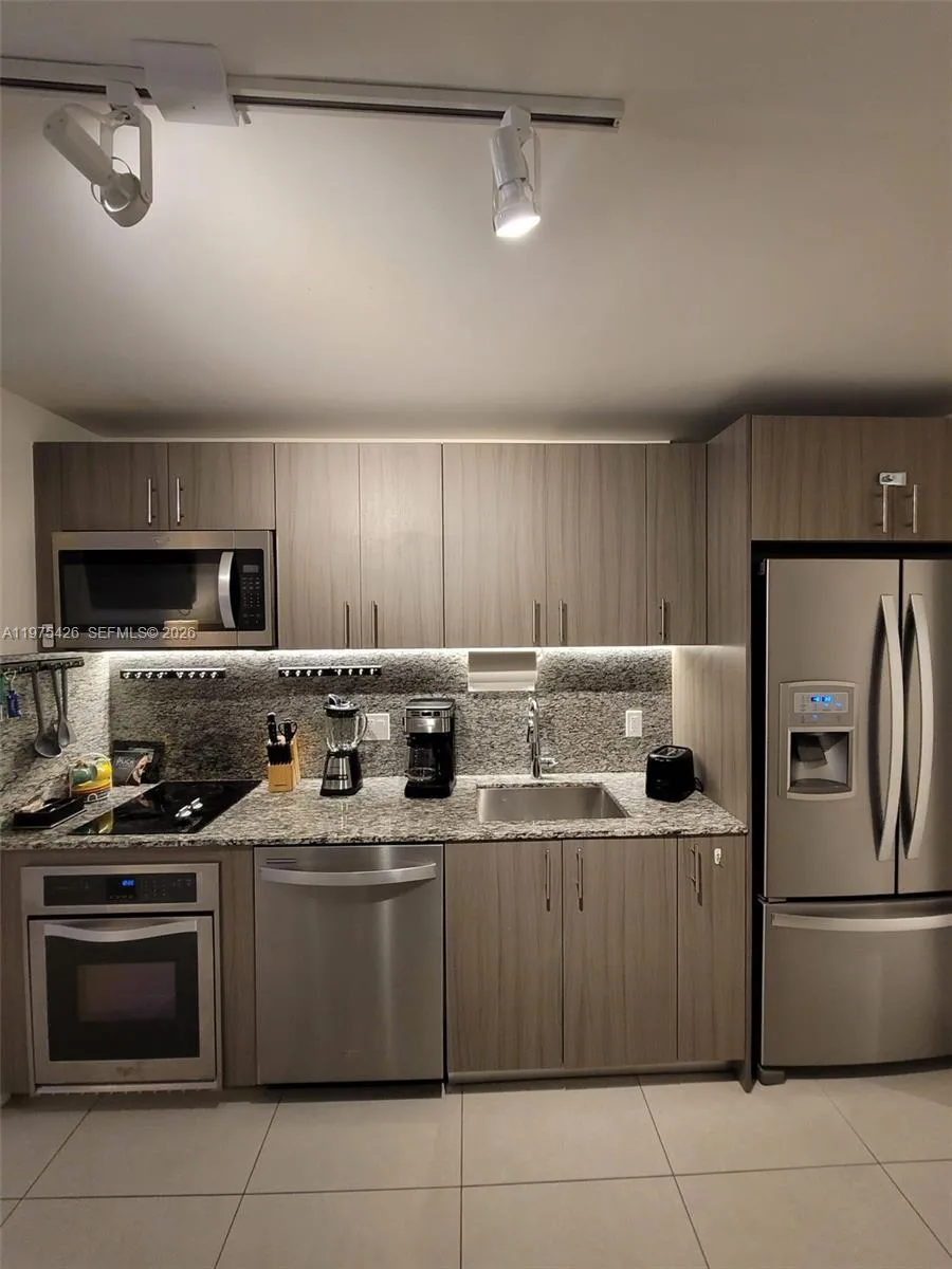 5350 NW 84th Ave # 1116, Doral FL 33166
