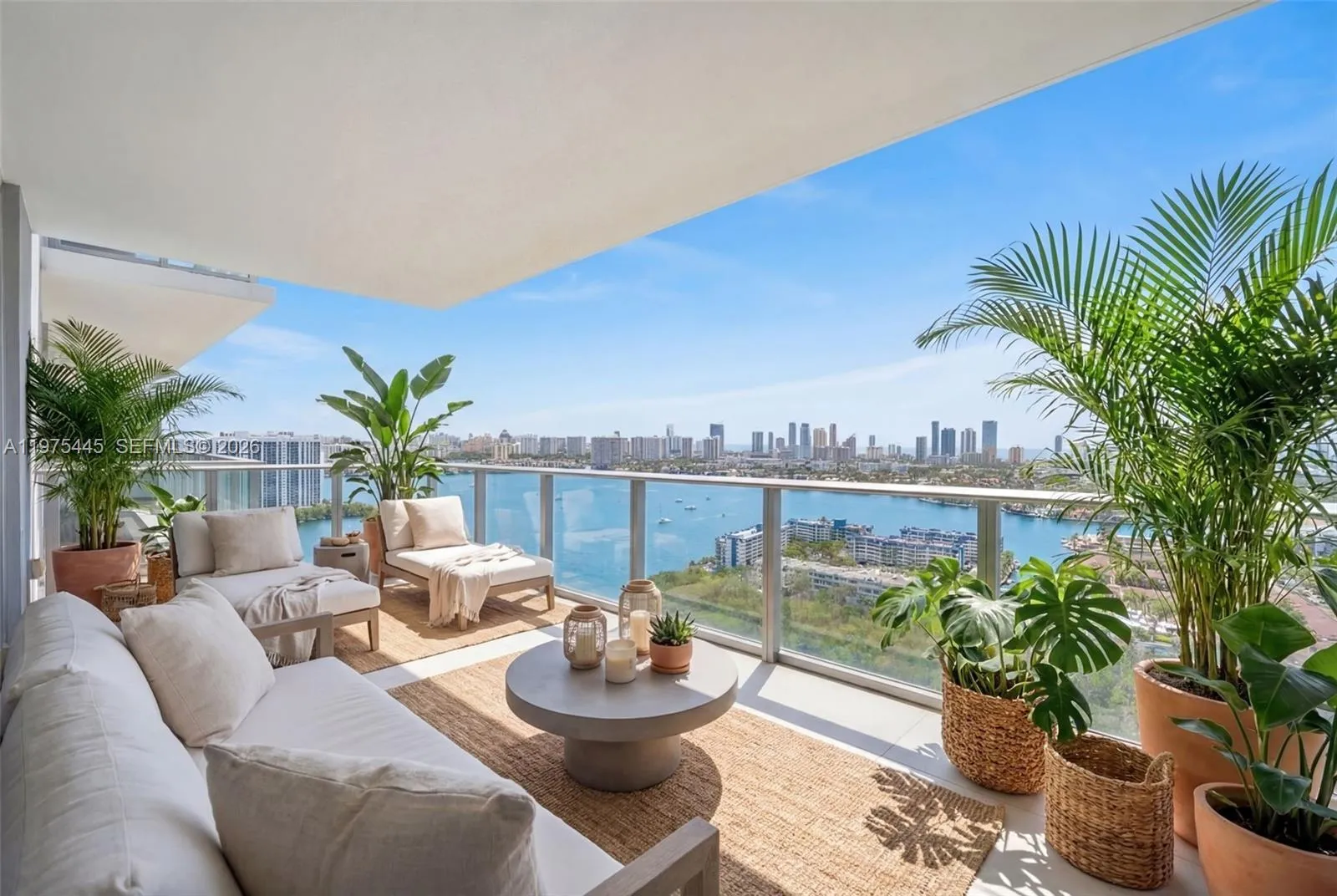 16385 Biscayne Blvd # 2920, North Miami Beach FL 33160