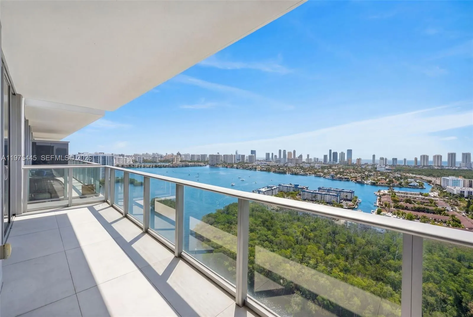16385 Biscayne Blvd # 2920, North Miami Beach FL 33160
