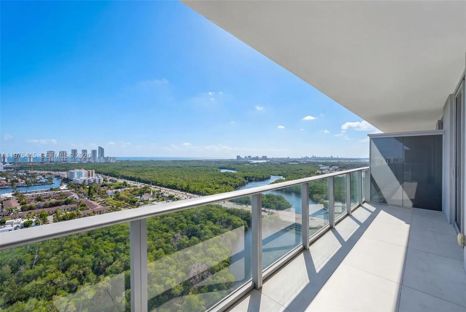 16385 Biscayne Blvd # 2920, North Miami Beach FL 33160