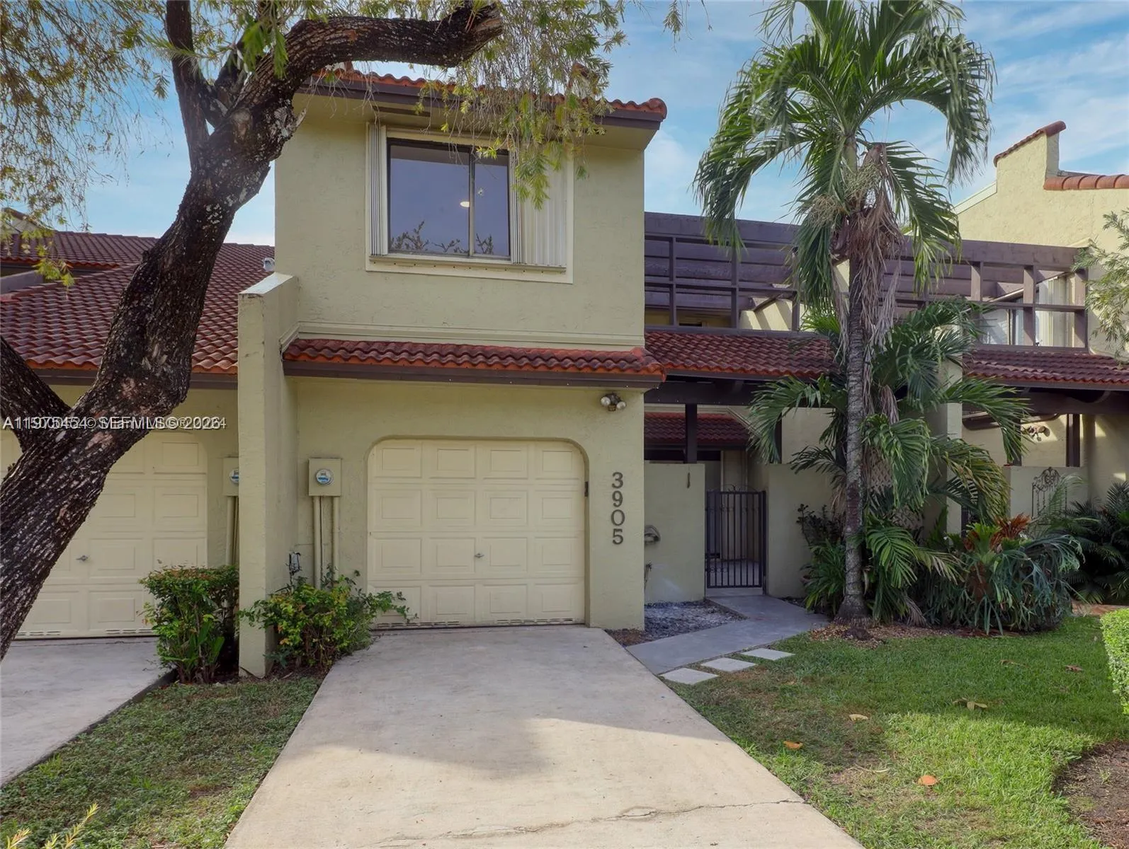 3905 Adra Ave # 46B, Doral FL 33178