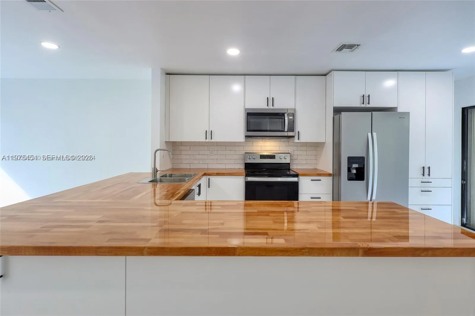 3905 Adra Ave # 46B, Doral FL 33178