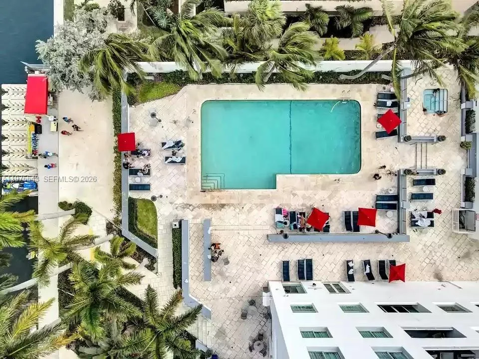 2670 E Sunrise Blvd # 1402, Fort Lauderdale FL 33304