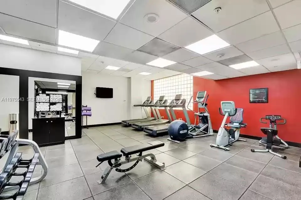 2670 E Sunrise Blvd # 1402, Fort Lauderdale FL 33304
