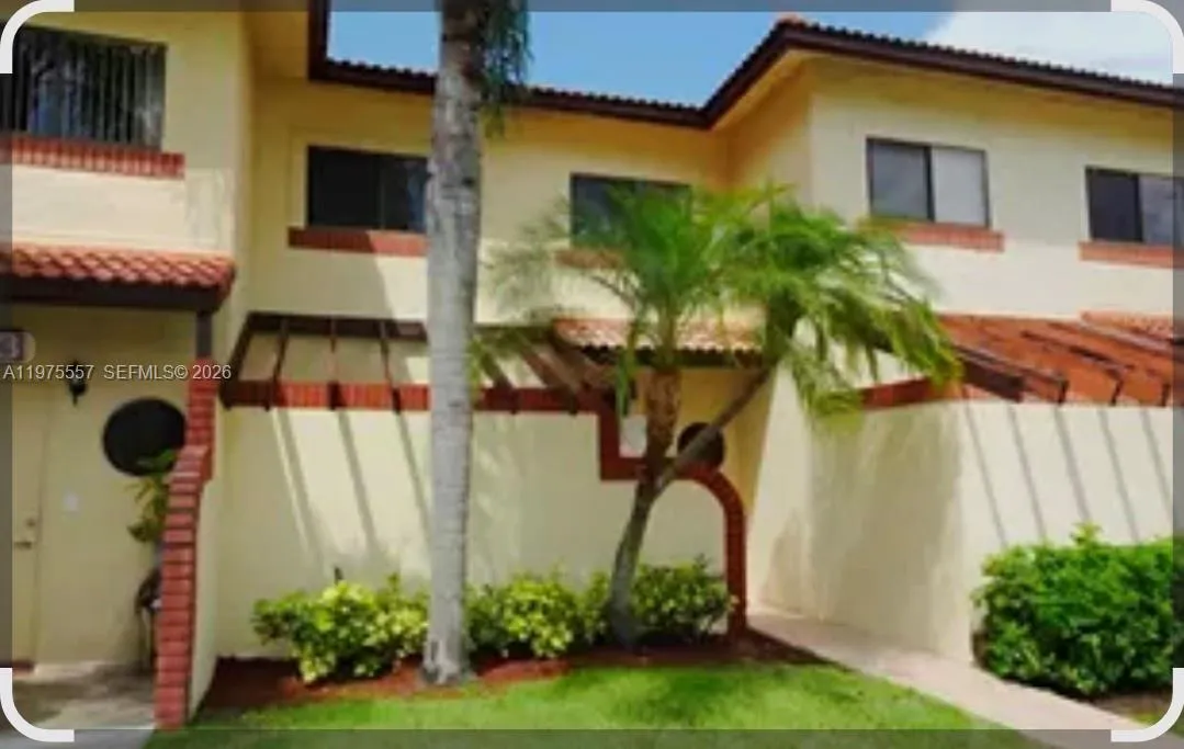 3 bedroom 2 bath for sale at 8837 NW 48th St, Sunrise FL 33351