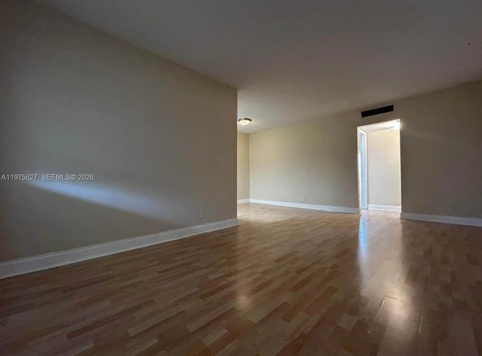 1100 NE 1st Ct # 312, Hallandale Beach FL 33009