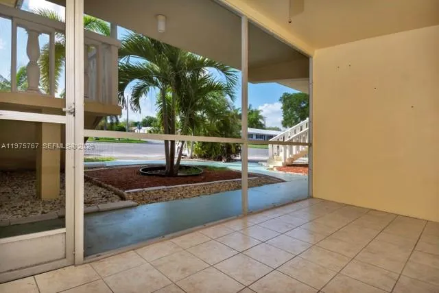 2101 NE 68th St # 103, Fort Lauderdale FL 33308