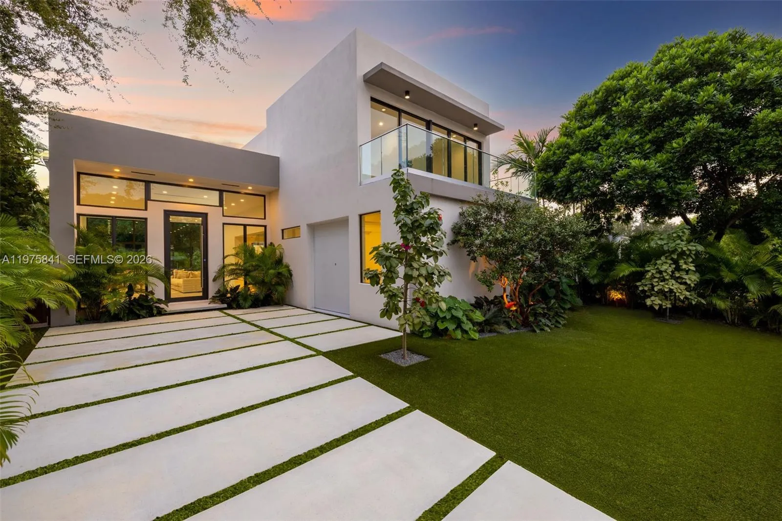 66 NW 50th St, Miami FL 33127