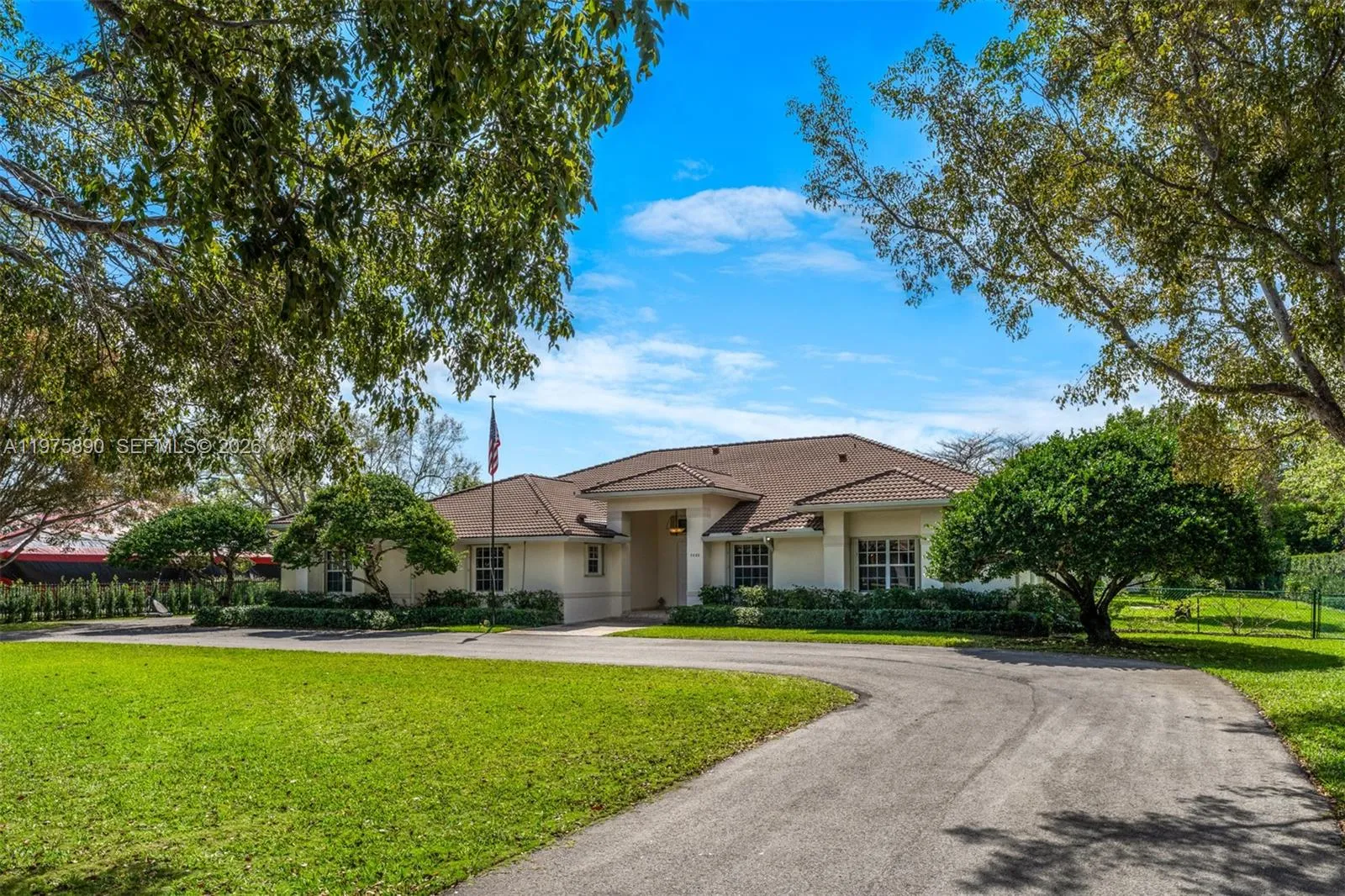 5 bedroom 5 bath for sale at 7280 SW 100th St, Pinecrest FL 33156
