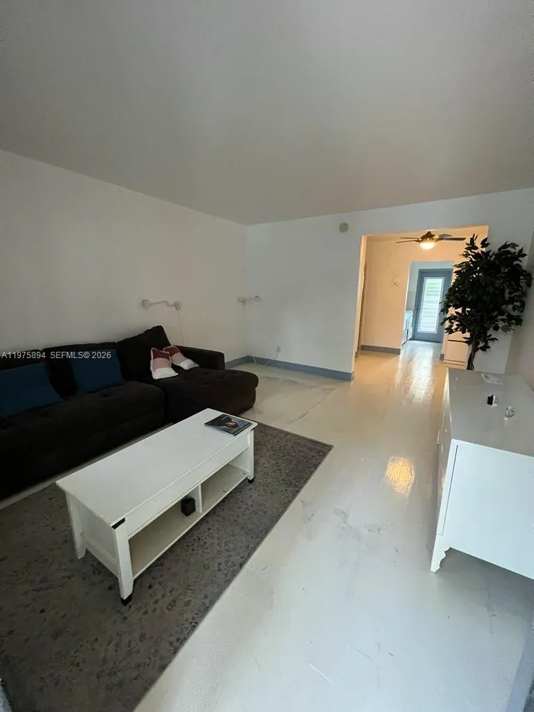 761 Euclid Ave # 12B, Miami Beach FL 33139