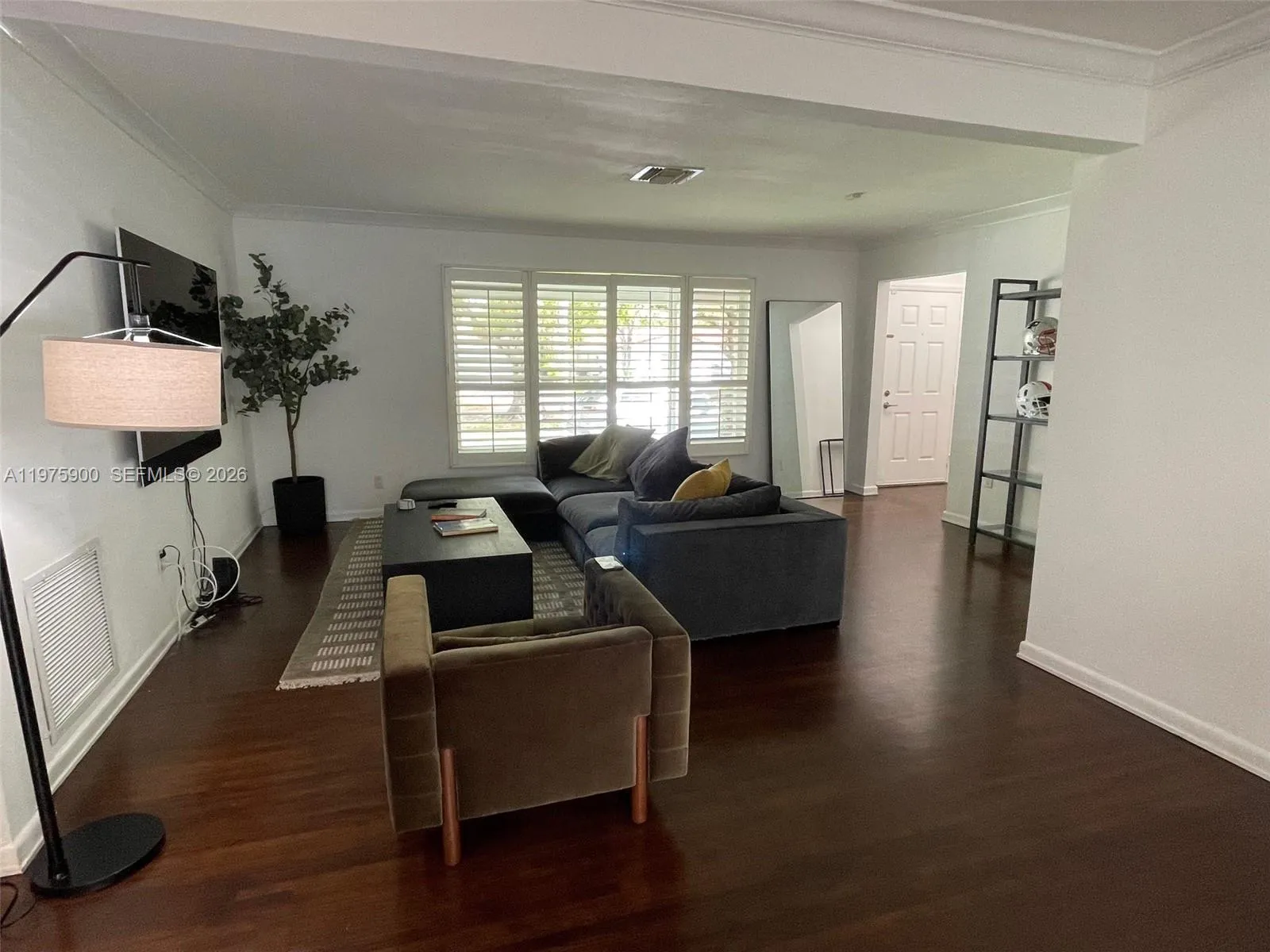 1420 Baracoa Ave, Coral Gables FL 33146