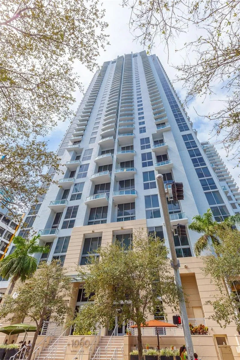 1 bath for sale at 1050 BRICKELL AV # 2622, Miami FL 33131