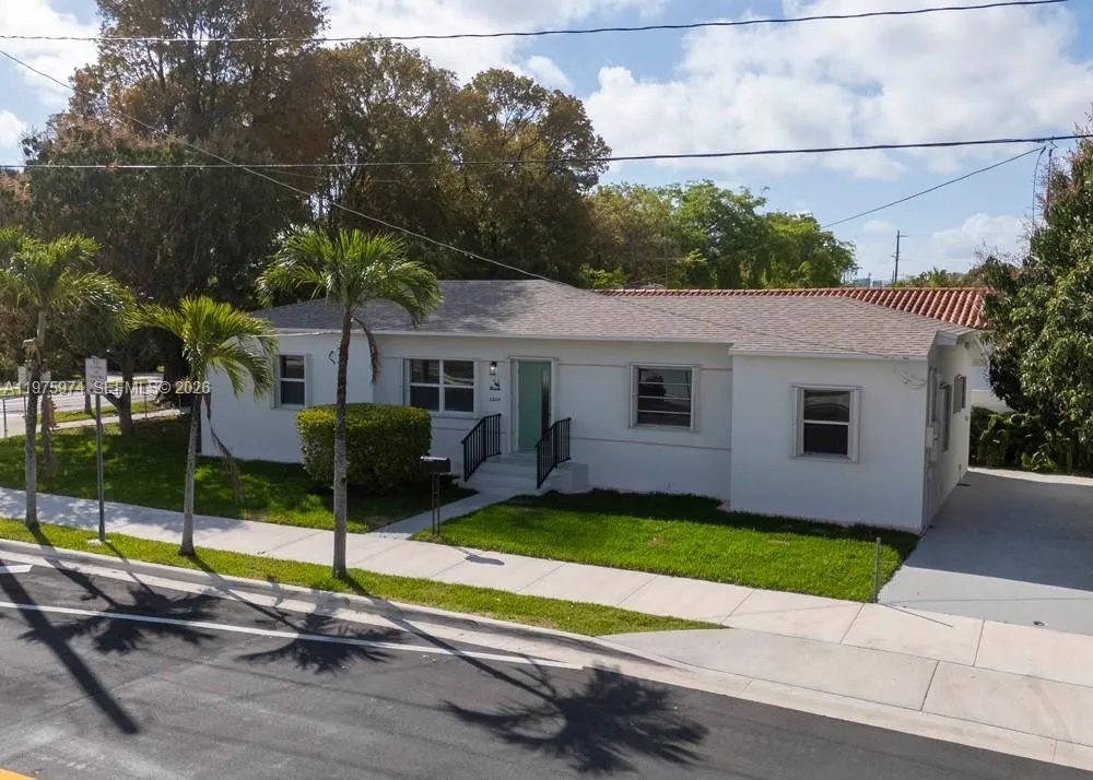 3200 SW 2nd St, Miami FL 33135
