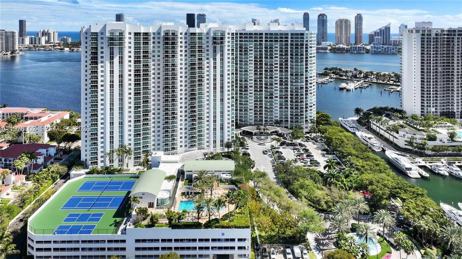 3201 NE 183rd St # 2906, Aventura FL 33160