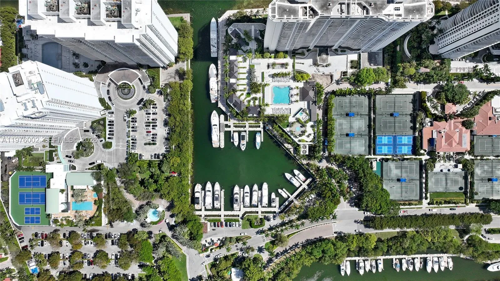 3201 NE 183rd St # 2906, Aventura FL 33160