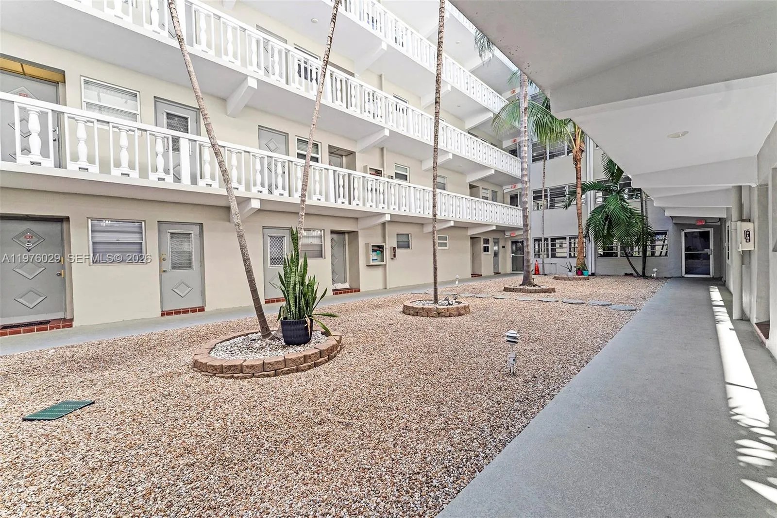 1 bedroom 1 bath for sale at 330 SE 2nd St # 103G, Hallandale Beach FL 33009