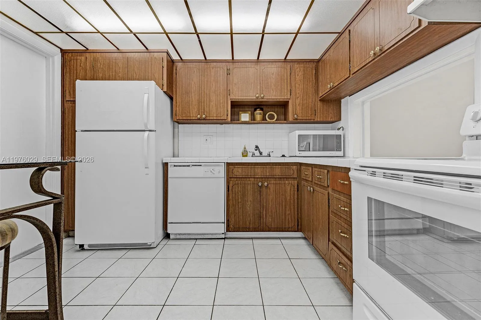 330 SE 2nd St # 103G, Hallandale Beach FL 33009