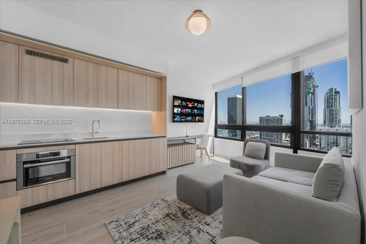 1 bedroom 1 bath for sale at 225 N Miami # 3009, Miami FL 33128