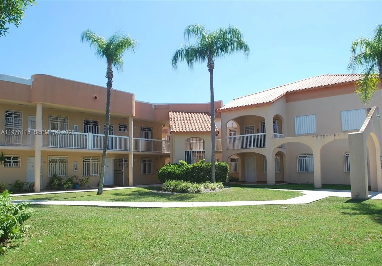 2 bedroom 2 bath for sale at 2380 W 74th St # 202, Hialeah FL 33016