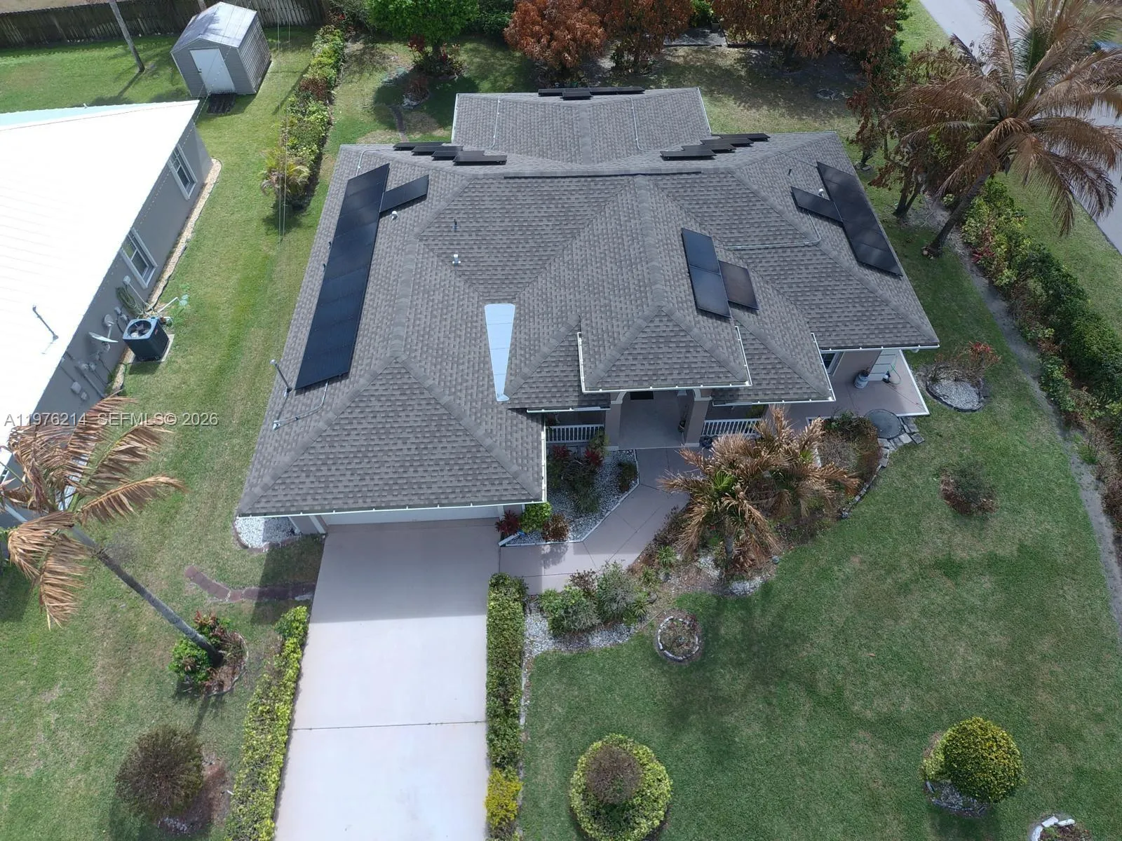 1084 SW Di Lido Ln, Port St. Lucie FL 34953