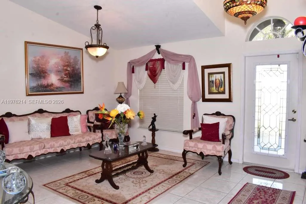 1084 SW Di Lido Ln, Port St. Lucie FL 34953
