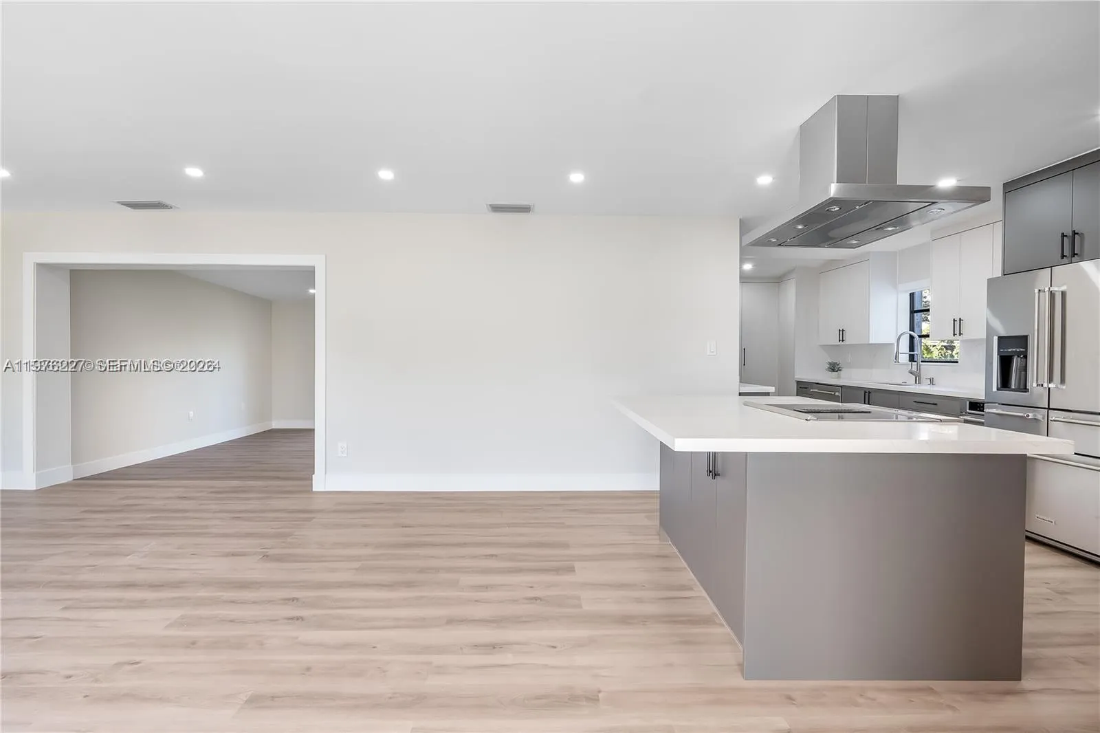 8421 SW 27th Ter, Miami FL 33155