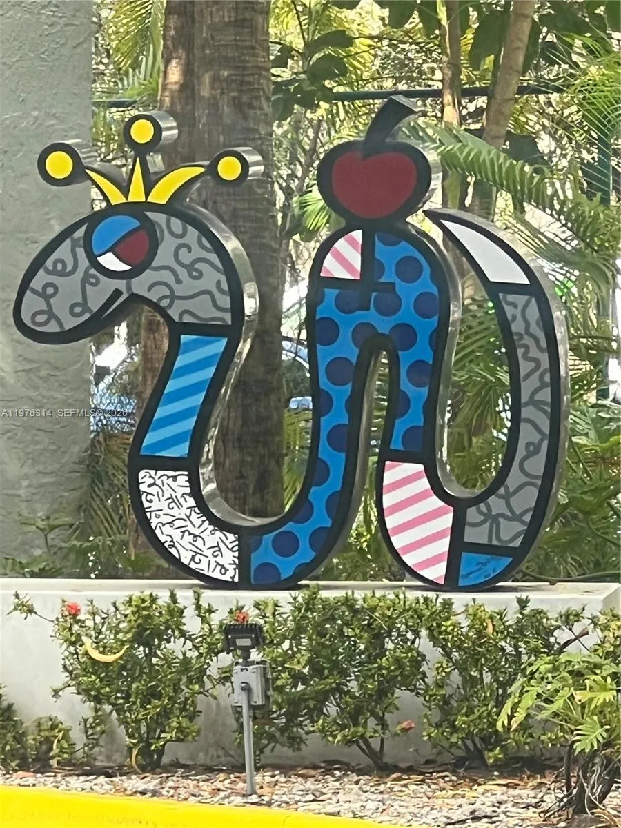 2 bedroom 2 bath for sale at 850 N Miami Ave # 1806, Miami FL 33136