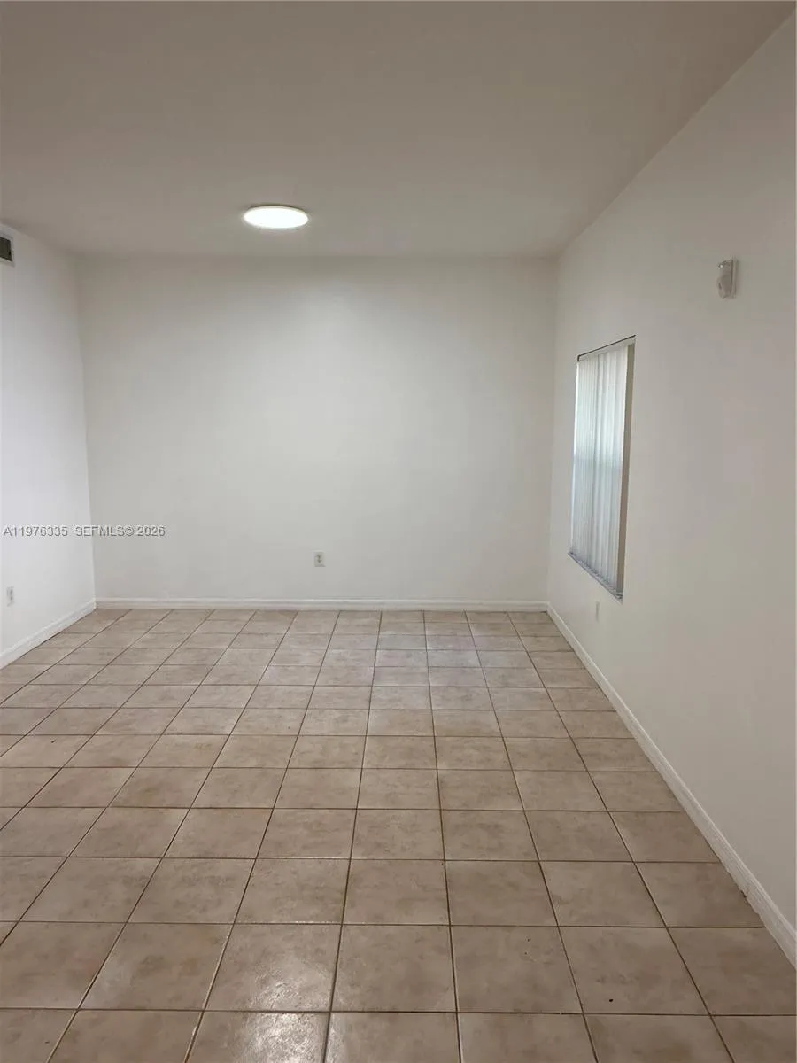 745 SW 107th Ave, Pembroke Pines FL 33025