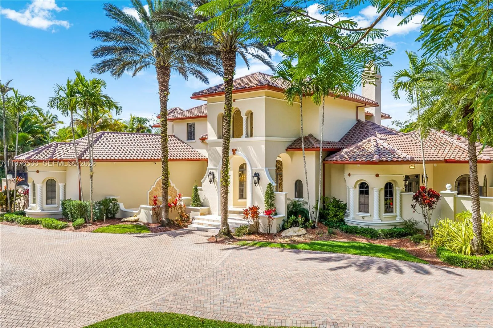 11400 SW 67th Ave, Pinecrest FL 33156