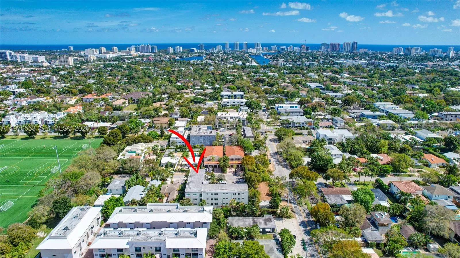 2 bedroom 2 bath for sale at 609 NE 13th Ave # 301, Fort Lauderdale FL 33304