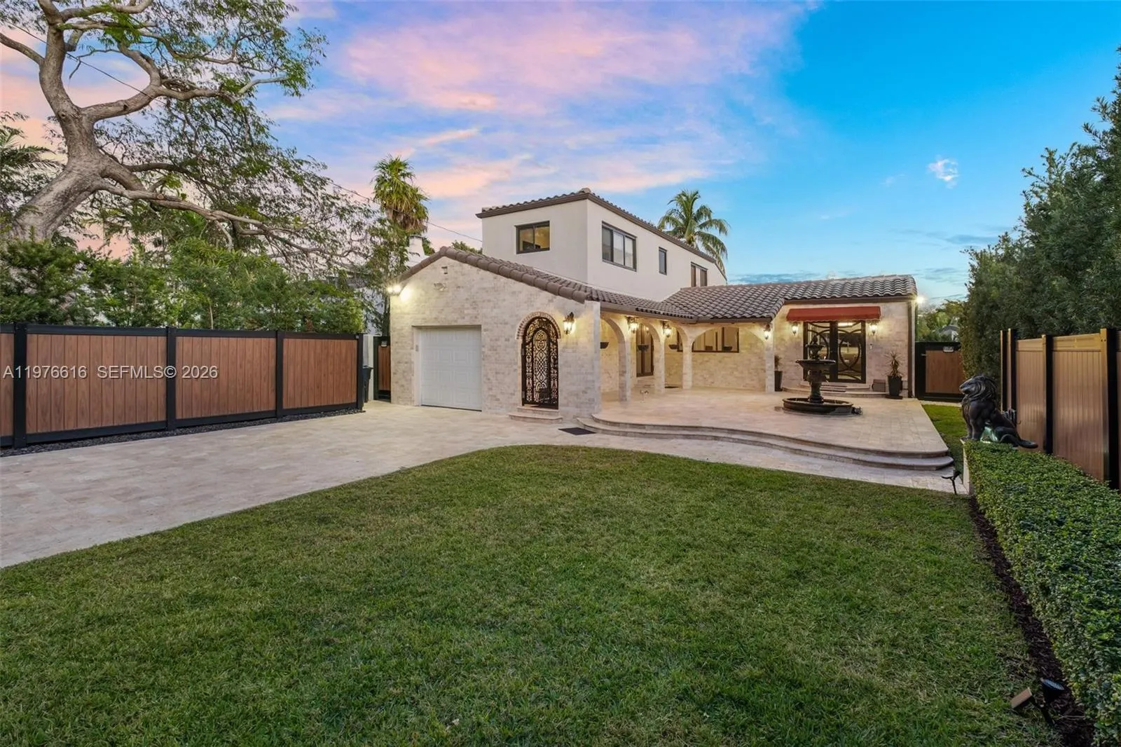 4 bedroom 4 bath for sale at 5135 Alton Rd, Miami Beach FL 33140