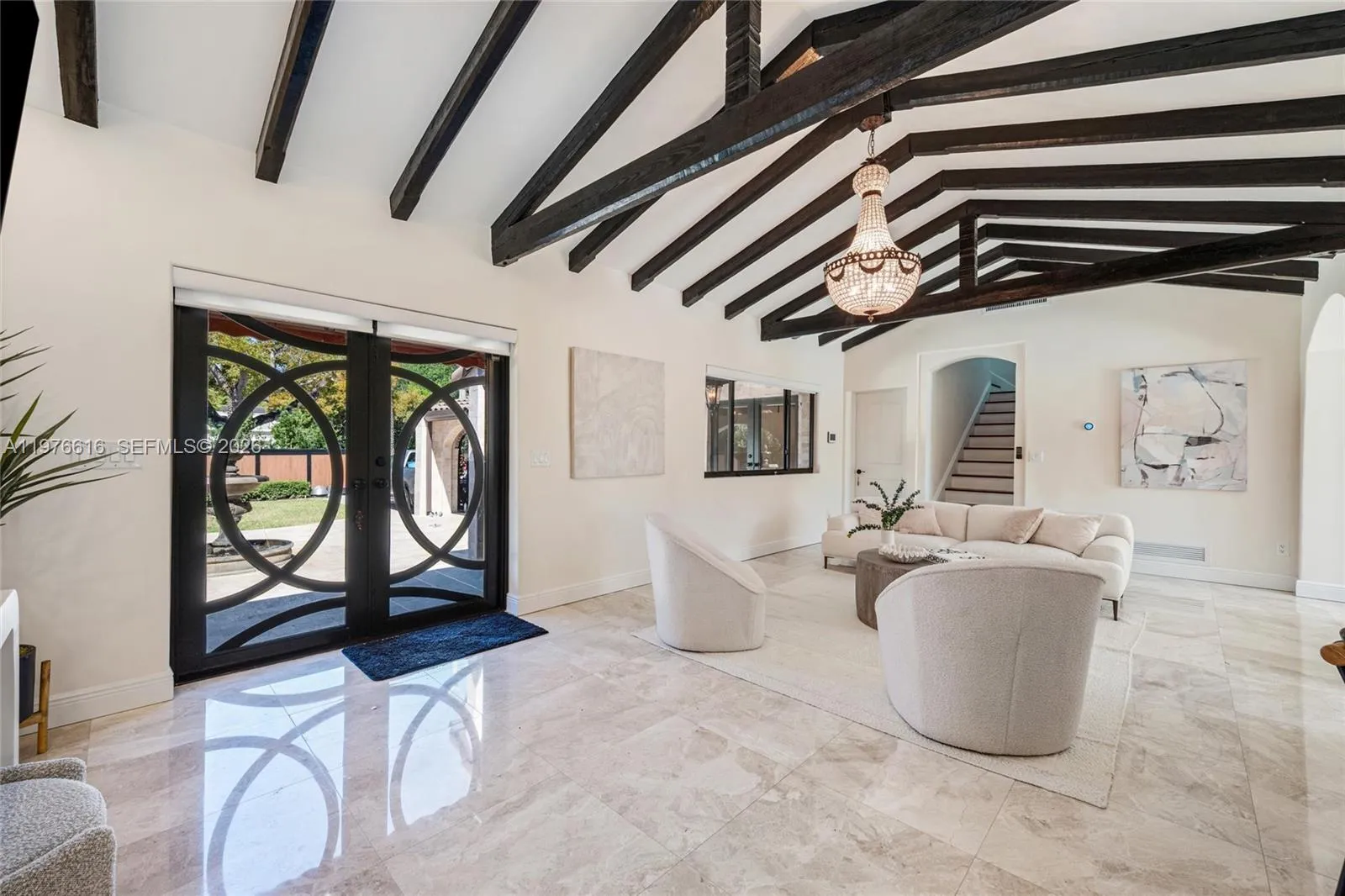 5135 Alton Rd, Miami Beach FL 33140