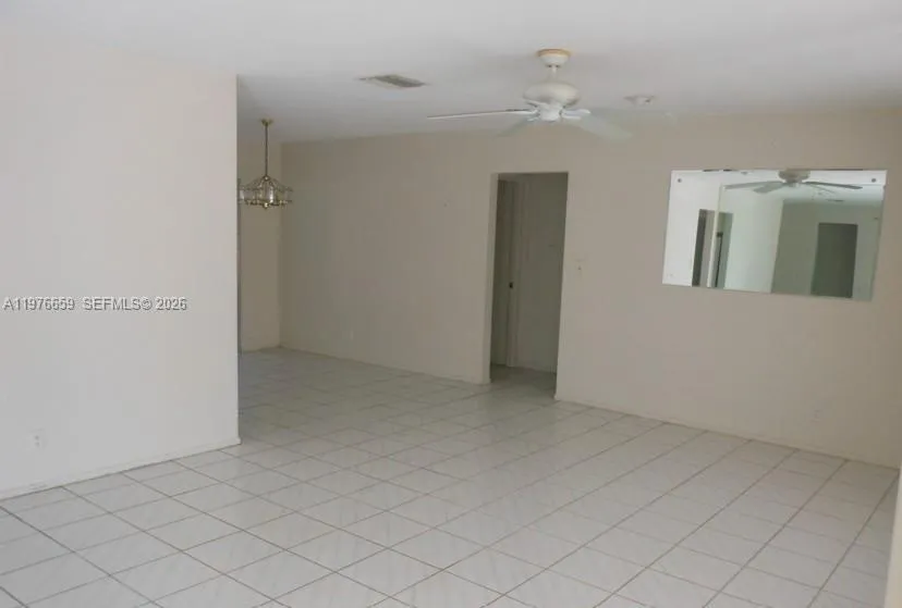 4955 NW 55th St, Tamarac FL 33319