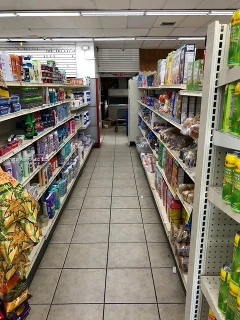 5600 NE 2nd Ave # A, Miami FL 33137