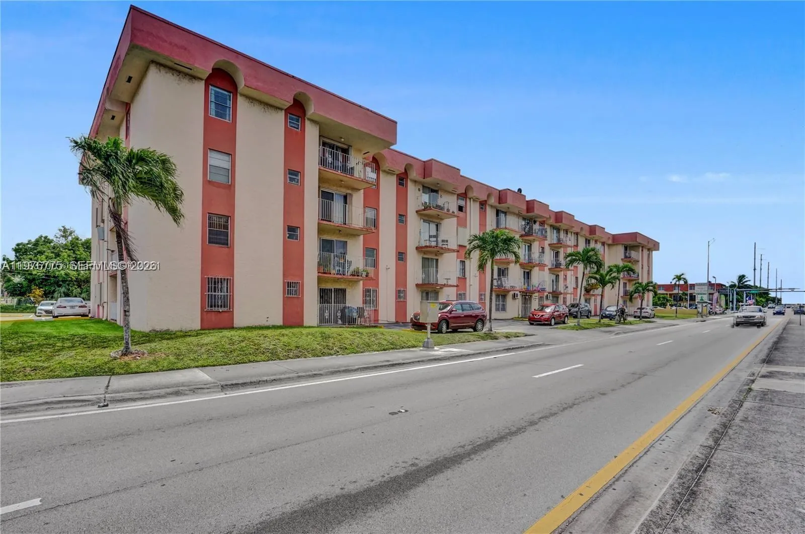 2 bedroom 1 bath for sale at 6820 W Flagler St # 207, Miami FL 33144