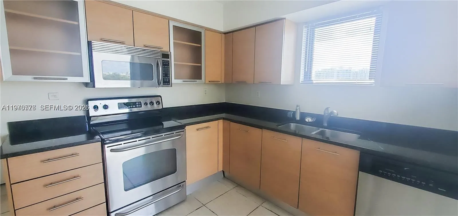 3300 NE 191st St # 501, Aventura FL 33180
