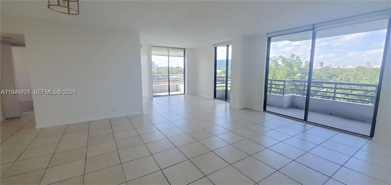 3300 NE 191st St # 501, Aventura FL 33180