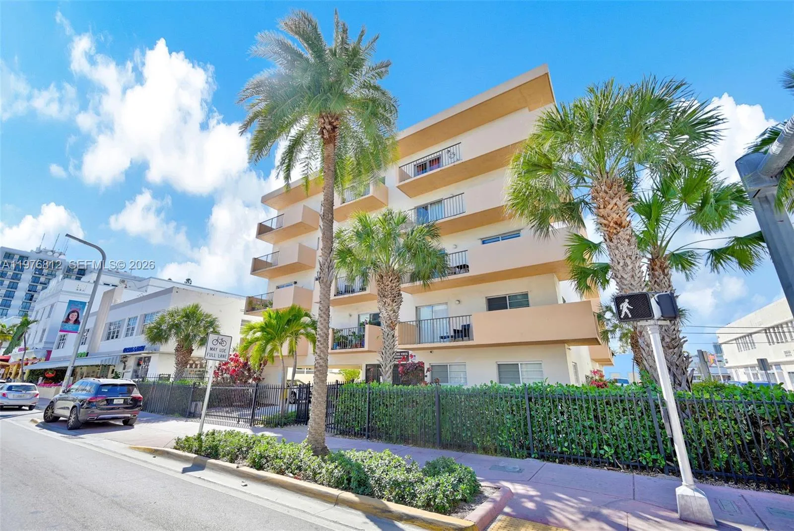 2 bedroom 2 bath for sale at 1150 Collins Ave # 405, Miami Beach FL 33139