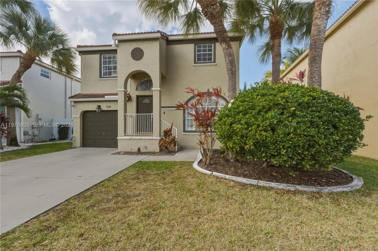 324 NW 153rd Ln, Pembroke Pines FL 33028