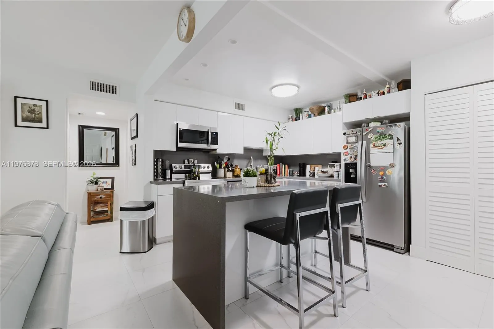3 bedroom 2 bath for sale at 2621 SW 12th Ter, Fort Lauderdale FL 33315