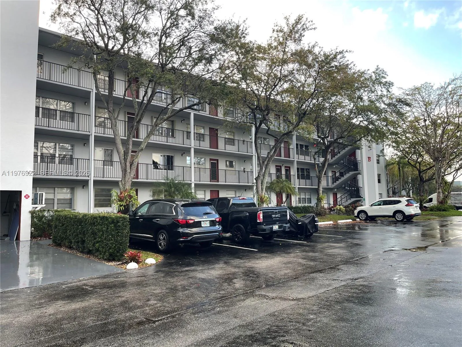 1301 SW 134th Way # 312B, Pembroke Pines FL 33027