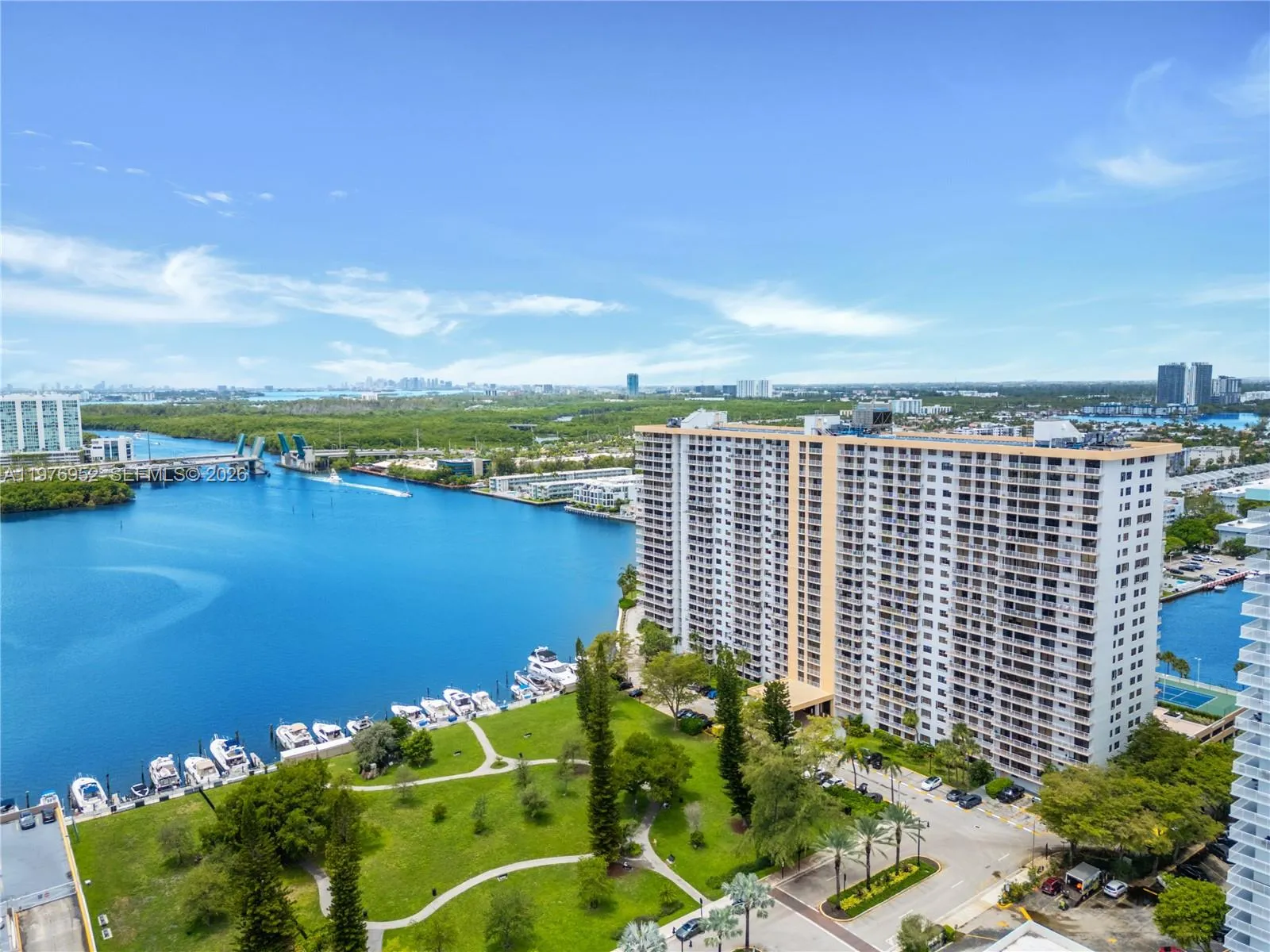 290 174th St # 1006, Sunny Isles Beach FL 33160