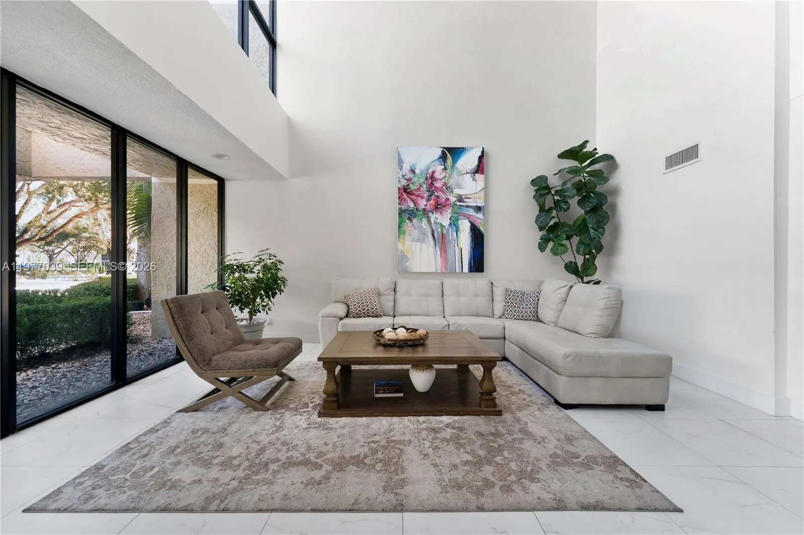 16200 Golf Club Rd # 102, Weston FL 33326