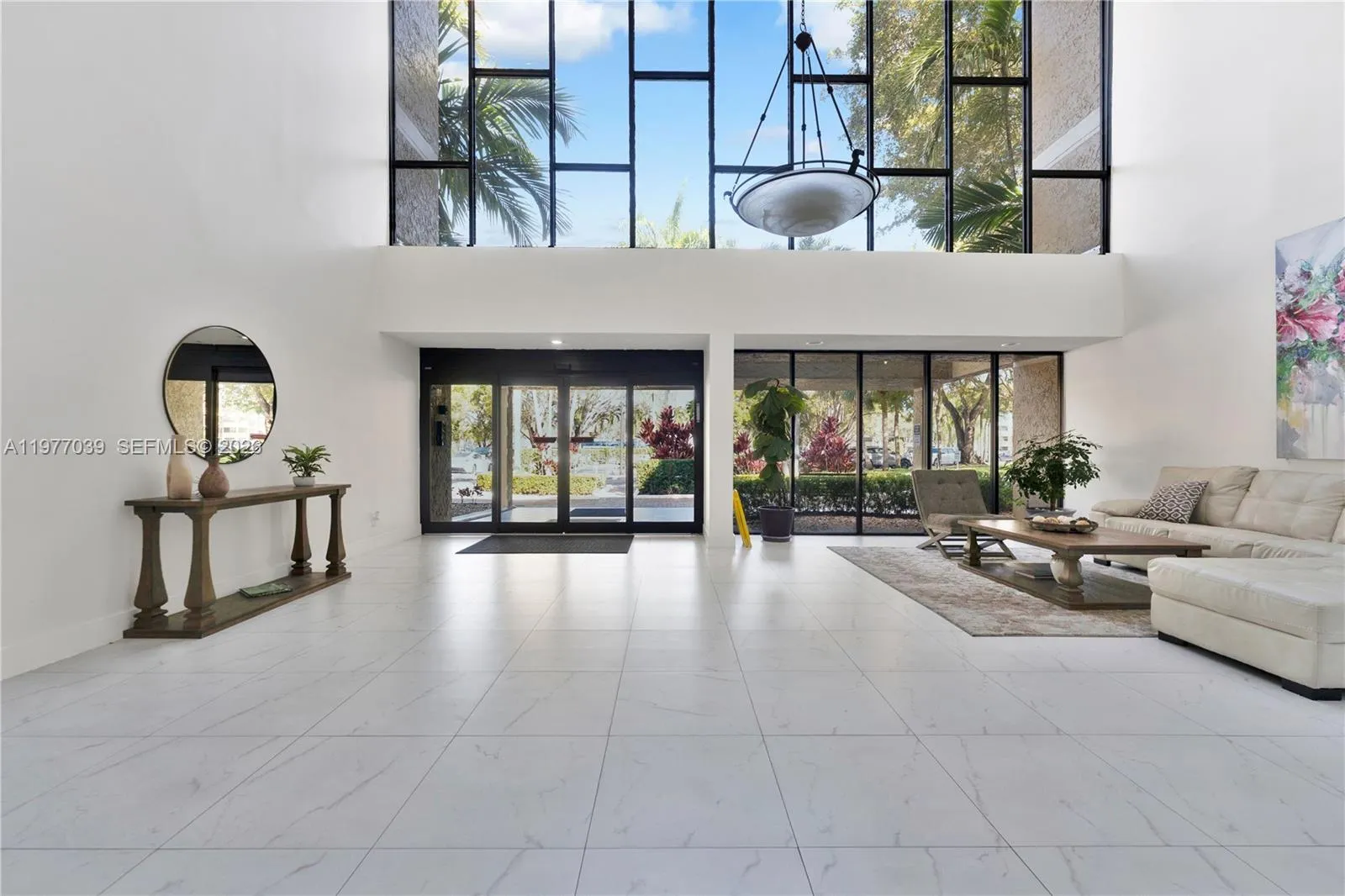 16200 Golf Club Rd # 102, Weston FL 33326